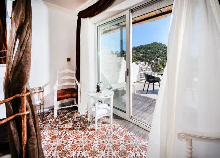 Deluxe Sea View 6 1