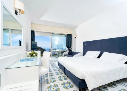 Superior Sea View 1